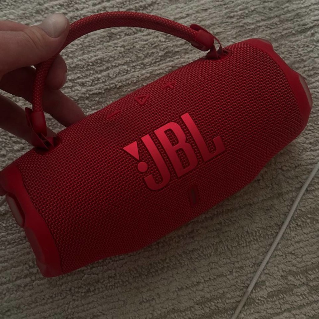 JBL Charge 6