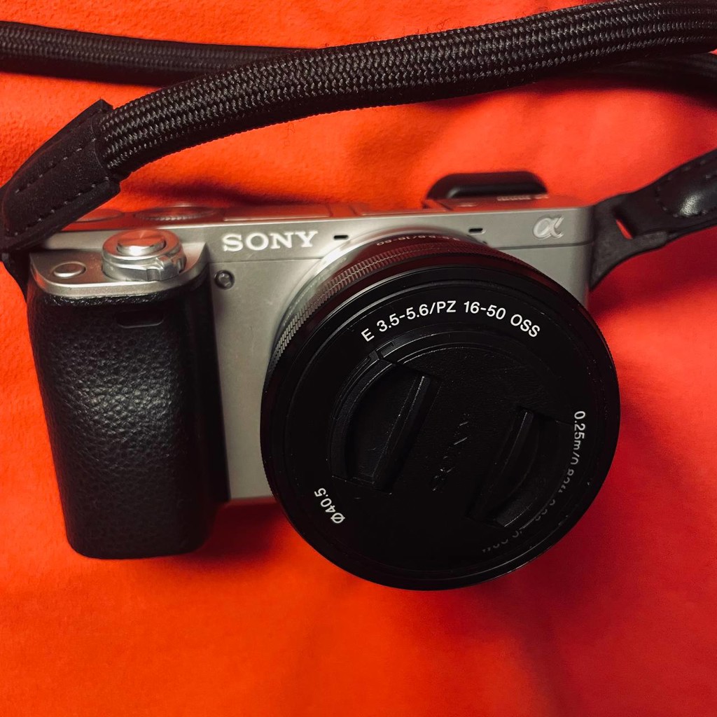 Sony a6000