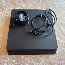 PlayStation 4 Slim - фото 2