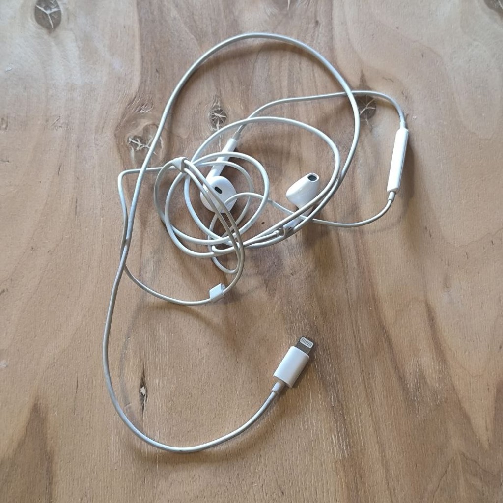 Apple AirPods с lightning