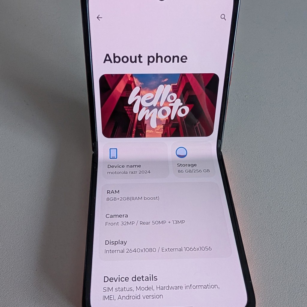 Motorola RAZR (2024)
