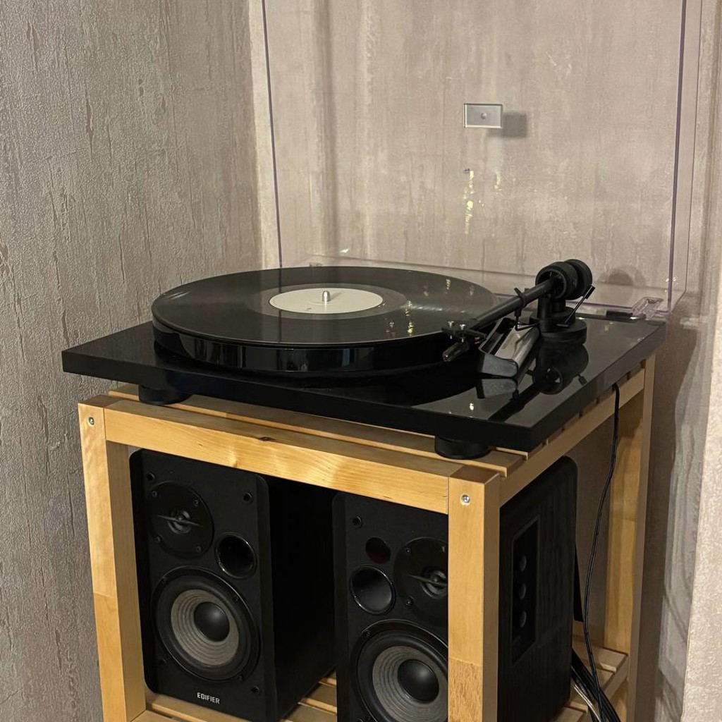 Колонки-мониторы Edifier R1280DB