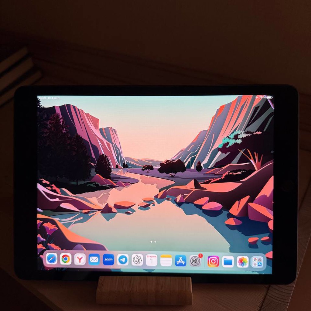 MacBook Air (M2, 2022)