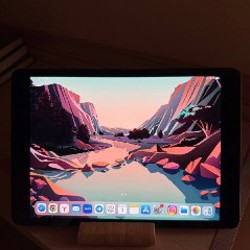 MacBook Air (M2, 2022) - фото 1