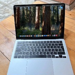 MacBook Air (M2, 2022) - фото 2