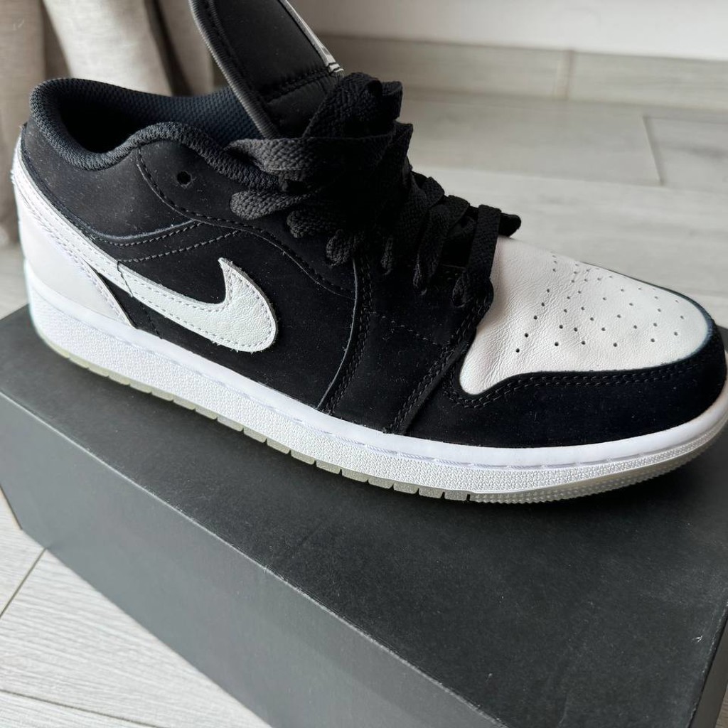Кроссовки Nike