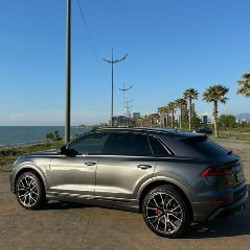 Audi Q8 Prestige s line - фото 4
