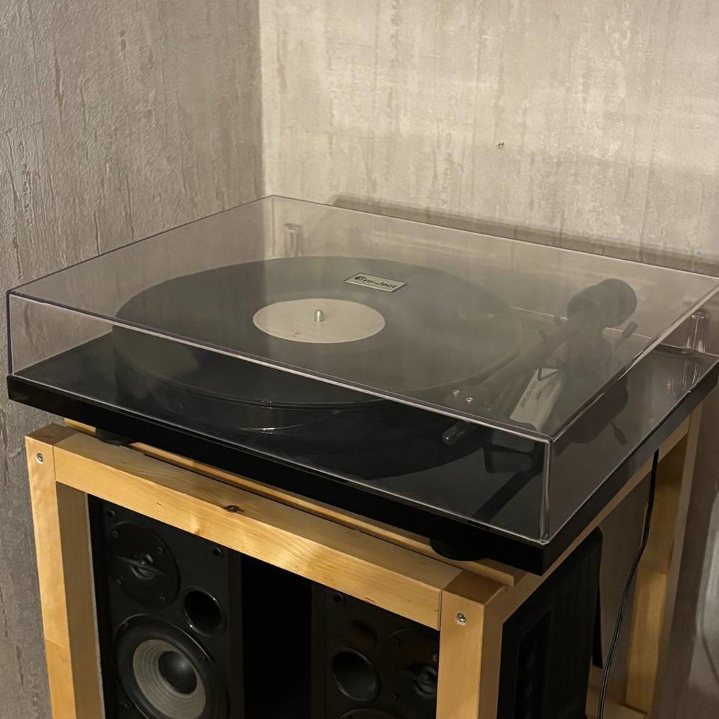 Проигрыватель Pro-Ject E1 Phono