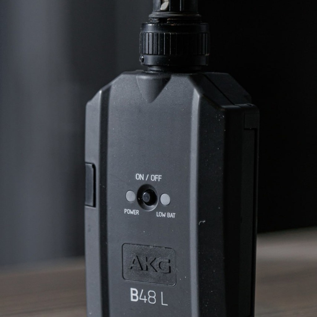 Блок фантомного питания AKG