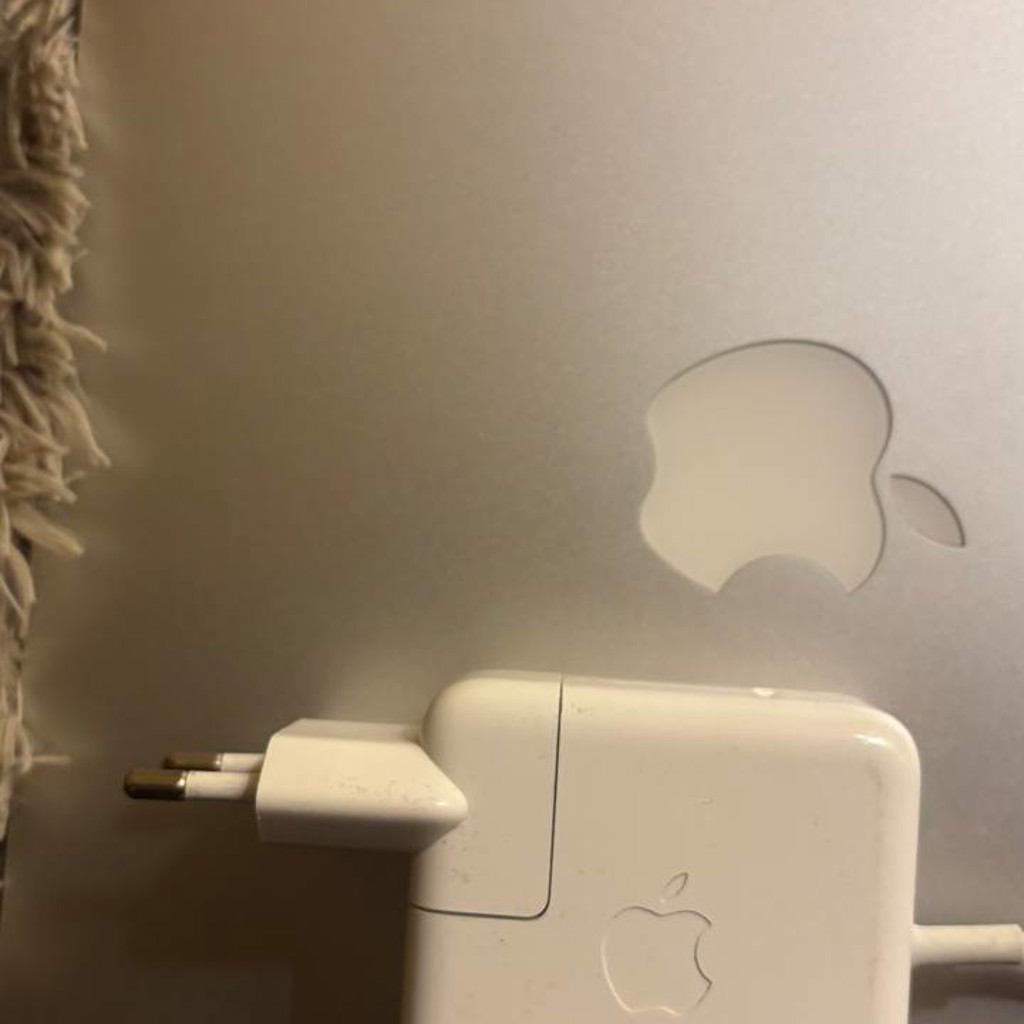 Macbook Air 13-inch