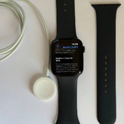 Apple Watch SE 2 - фото 3