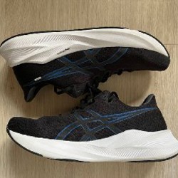 Беговые кроссовки Asics Versablast 4 - фото 4