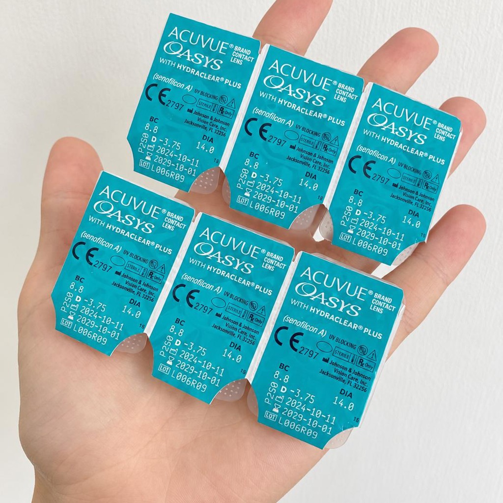 Линзы ACUVUE Oasys with HydraClear Plus
