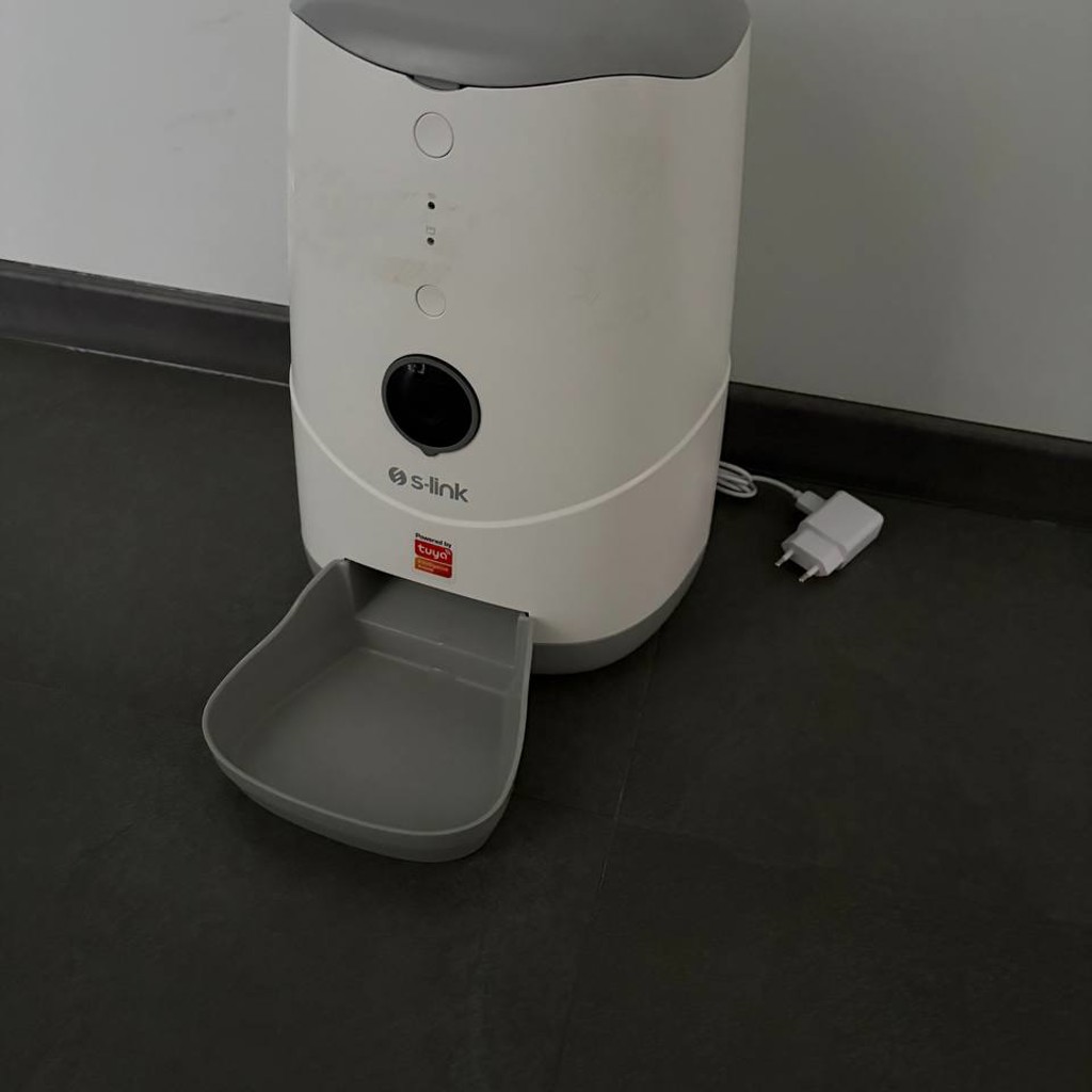S-Link SL-20 Smart Feeder