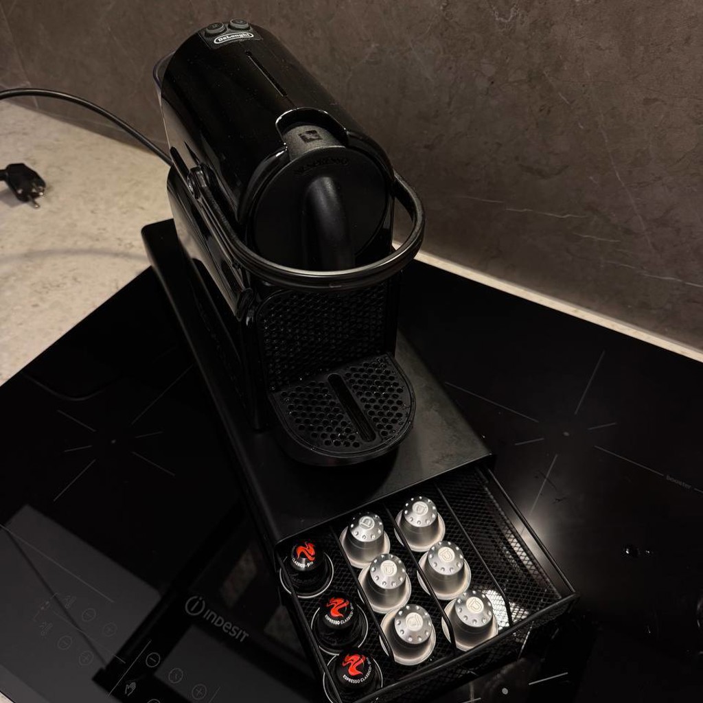 Кофемашина Nespresso De’Longhi