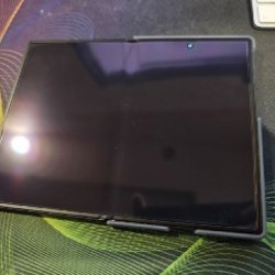 Samsung Galaxy Fold8 - фото 2