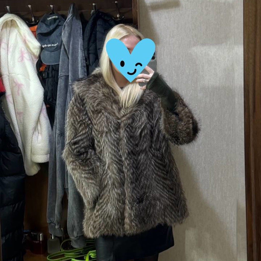 Шуба натуральная с капюшоном
