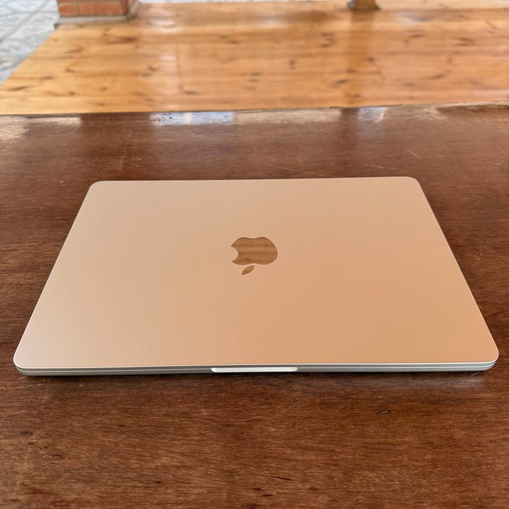 MacBook Air M2