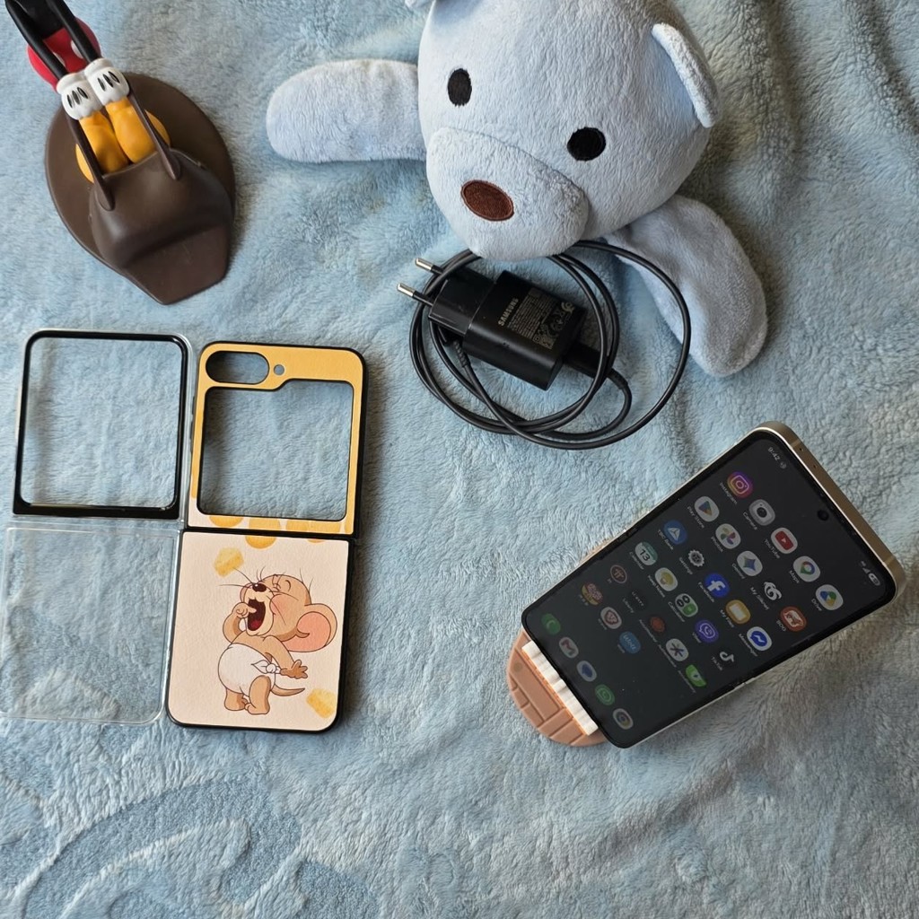 Samsung Galaxy Z Flip6