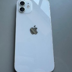 Apple iPhone 12 - фото 2