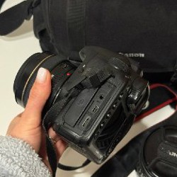 Зеркальный фотоаппарат Canon EOS 7D - фото 3