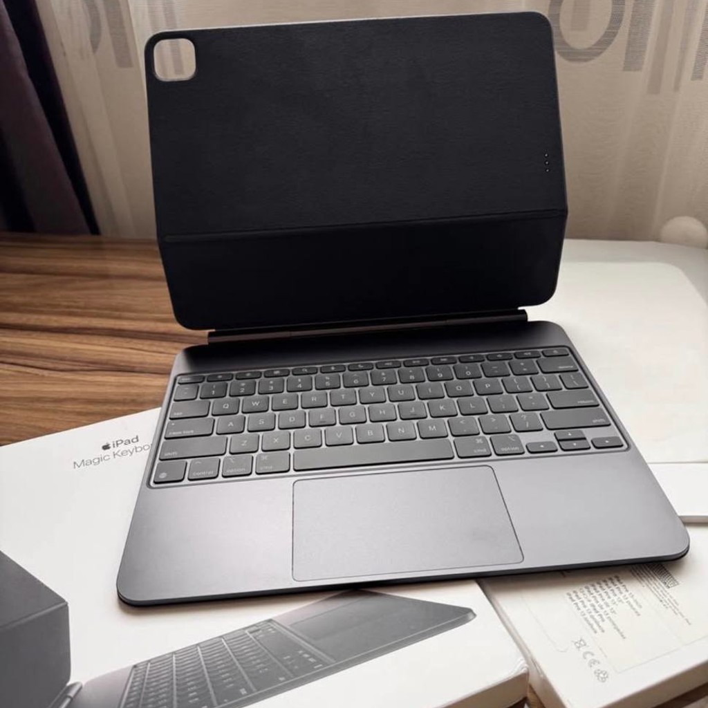 Magic Keyboard