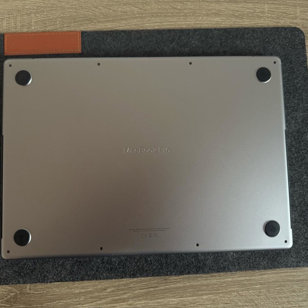 MacBook Pro M1_Pro 16 дюймов