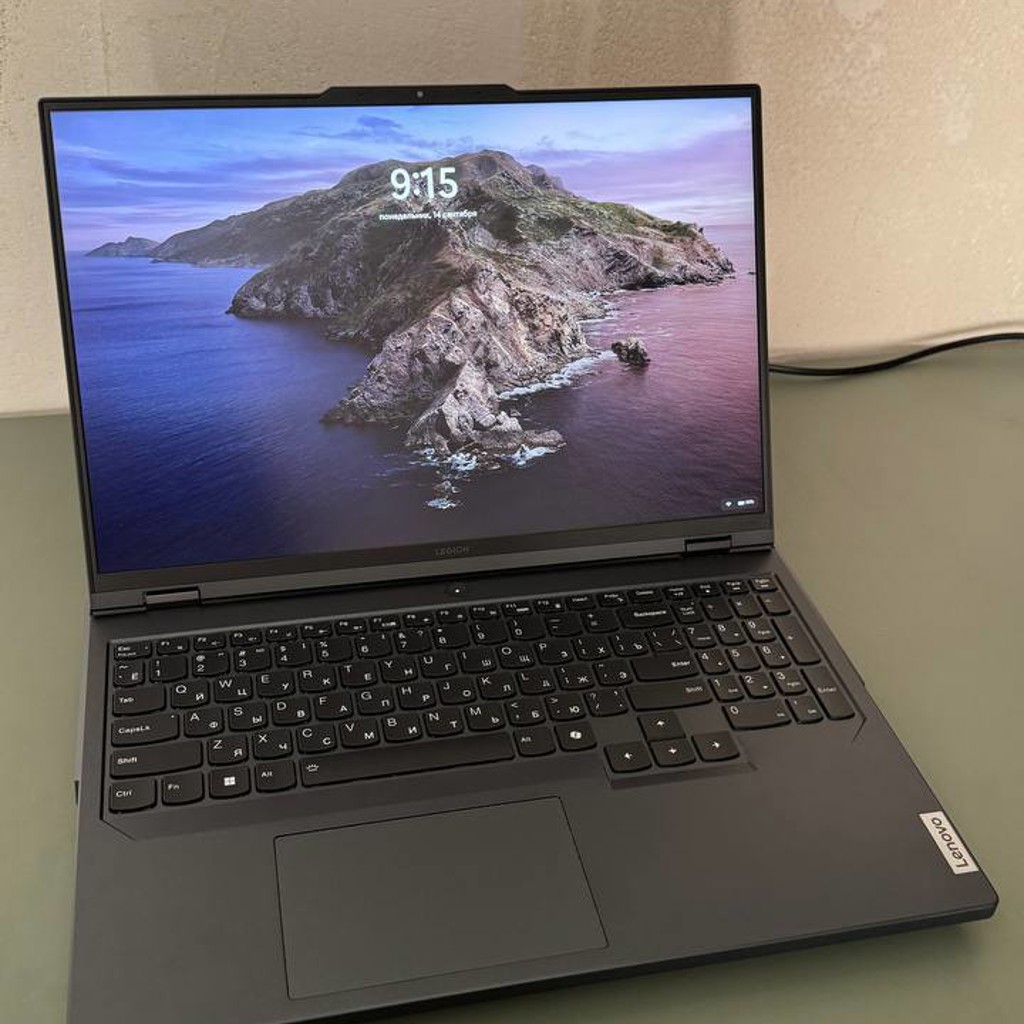 Lenovo Legion Pro 5 16IRX9
