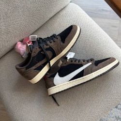 Nike Air Jordan 1 Low OG SP TRAVIS SCOTT - фото 2