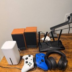 Беспроводные наушники Xbox 2-го поколения - фото 1
