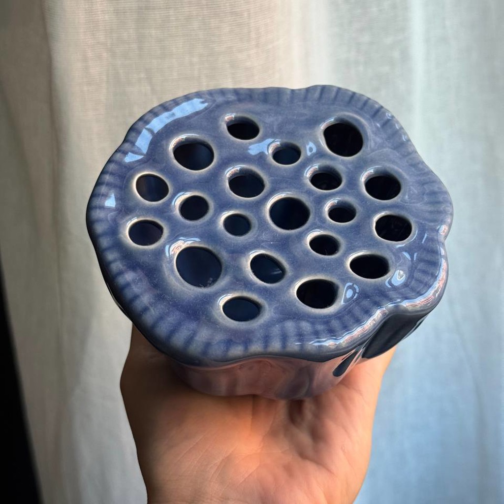 Керамическая ваза Flower Frog