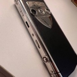 Телефон Vertu Constellation T - фото 4