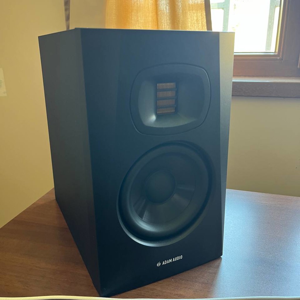 Студийные мониторы ADAM Audio T5V