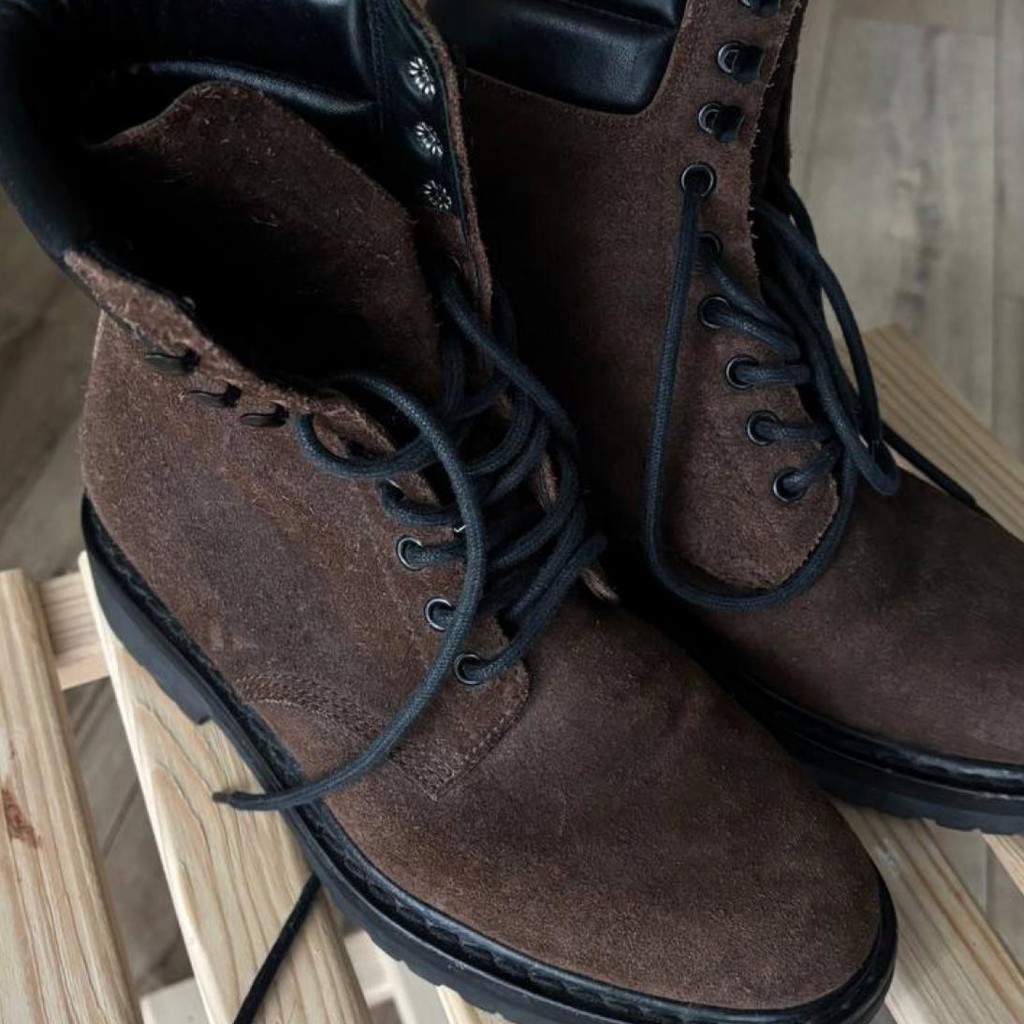 Замшевые Saint Laurent Trekker Combat Boots