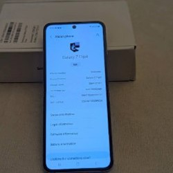 Samsung Z Flip 4 - фото 4