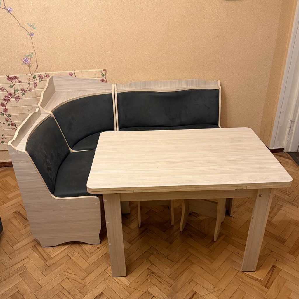 Кухонный уголок