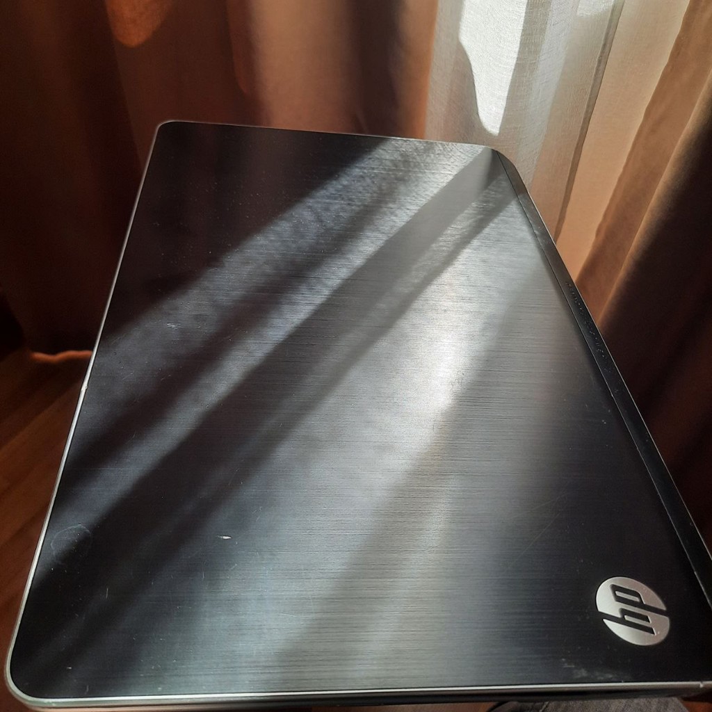 Ноутбук HP Envy m6