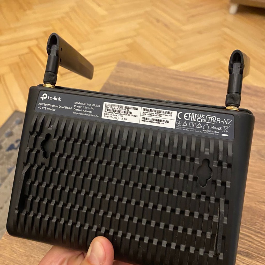 TP-Link Archer MR200