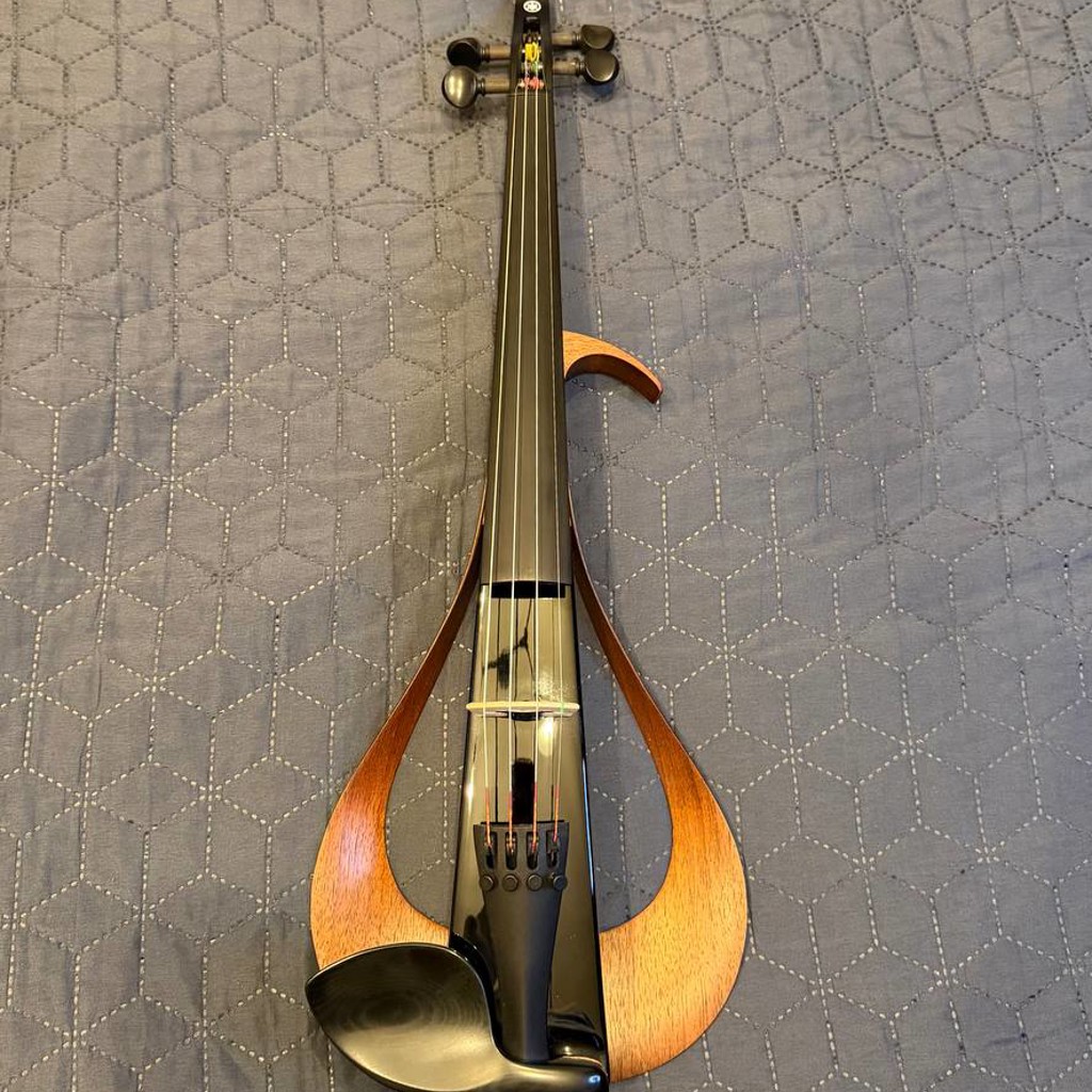 Электроскрипка Yamaha Yev-104