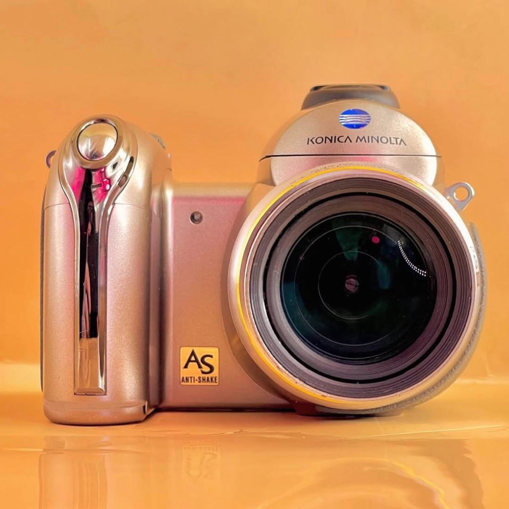 Dimage Z6 - SILVER