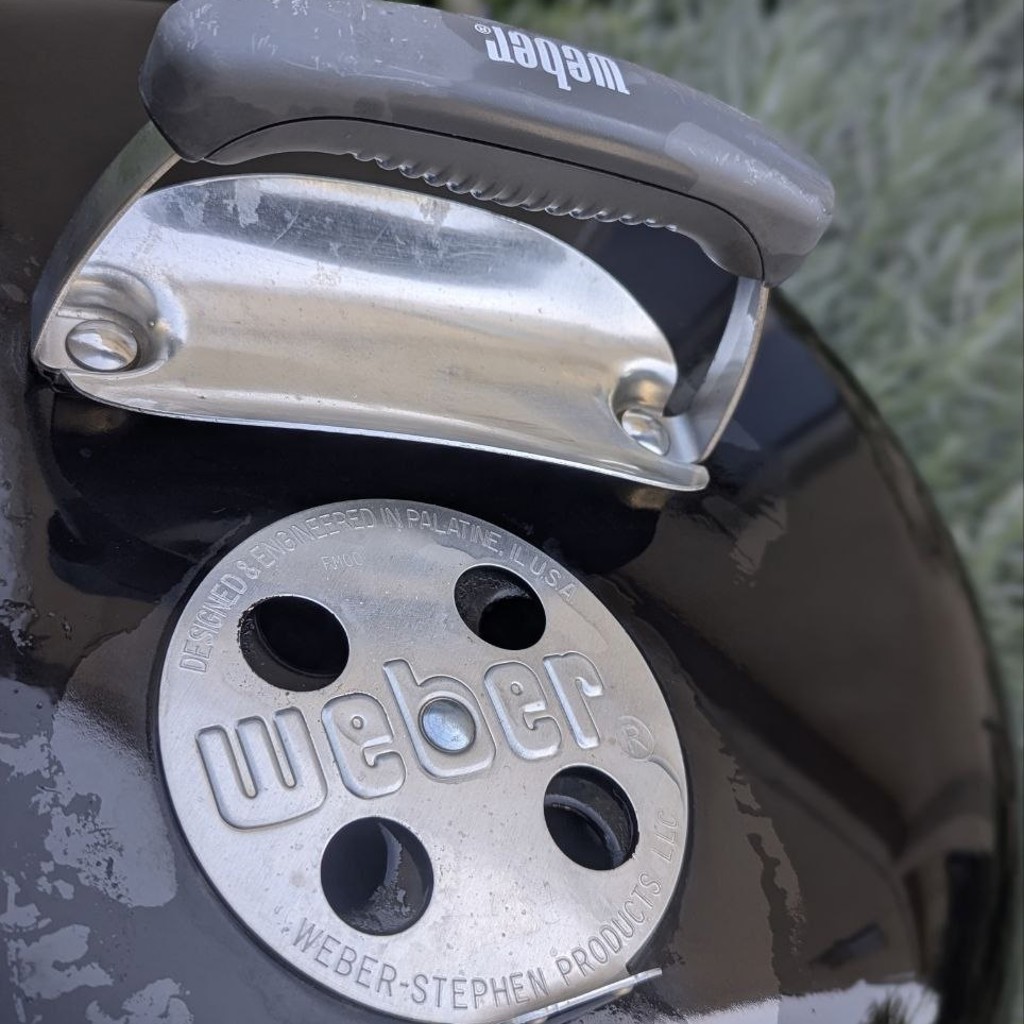 Гриль-барбекю WEBER 47см