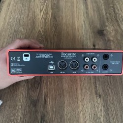 Focusrite Scarlett 2i4 (2nd Gen) - фото 2