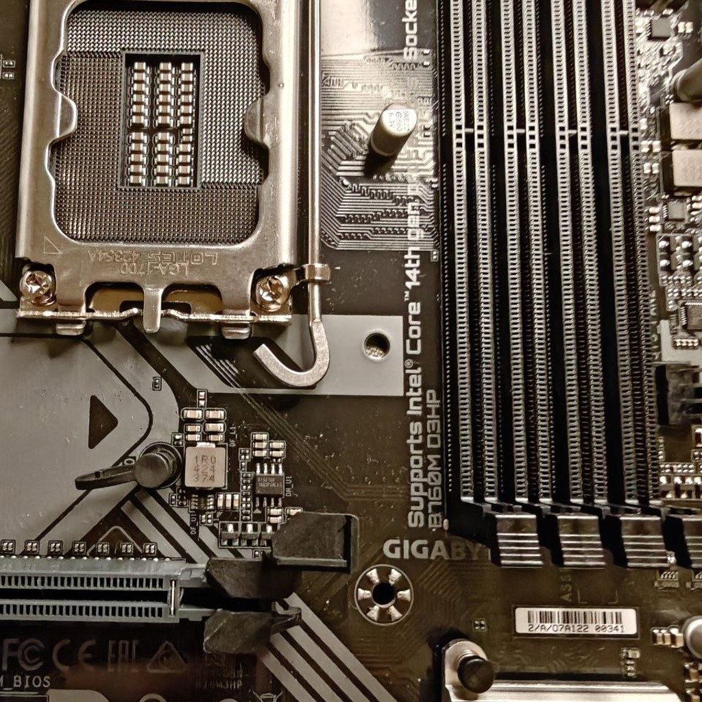 Материнская плата Gigabyte B760 M D3HP