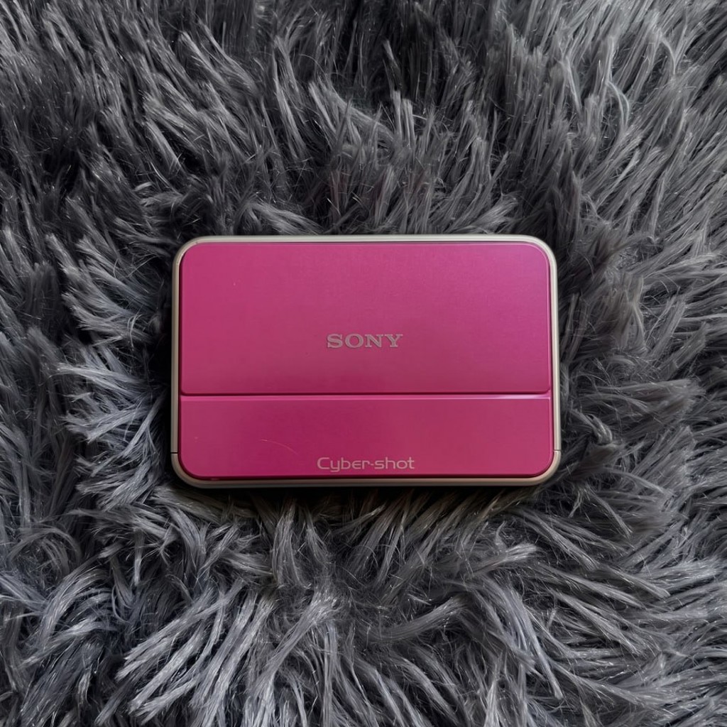 Цифровой фотоаппарат Sony Cyber-Shot DSC-T2