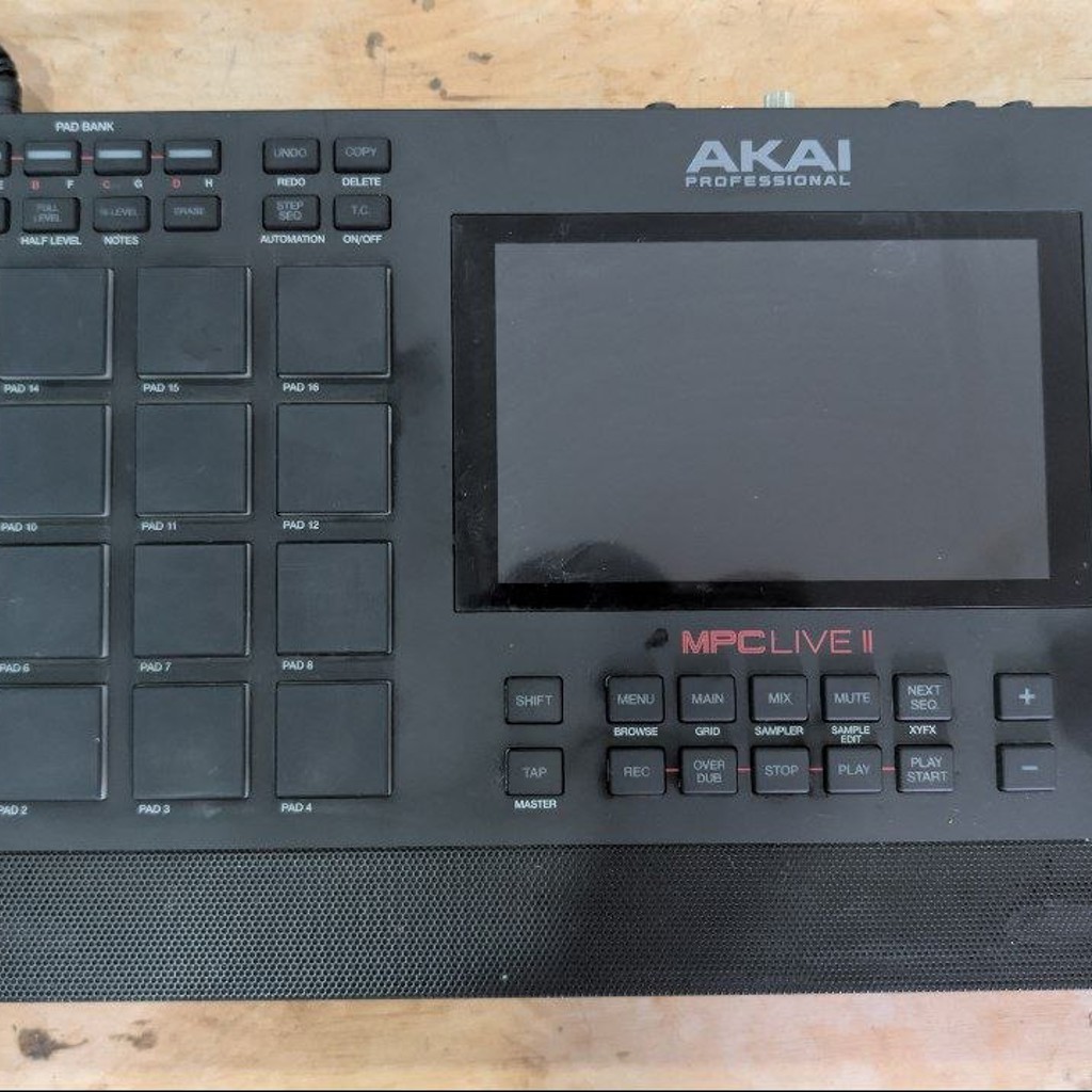 Akai MPC Live 2