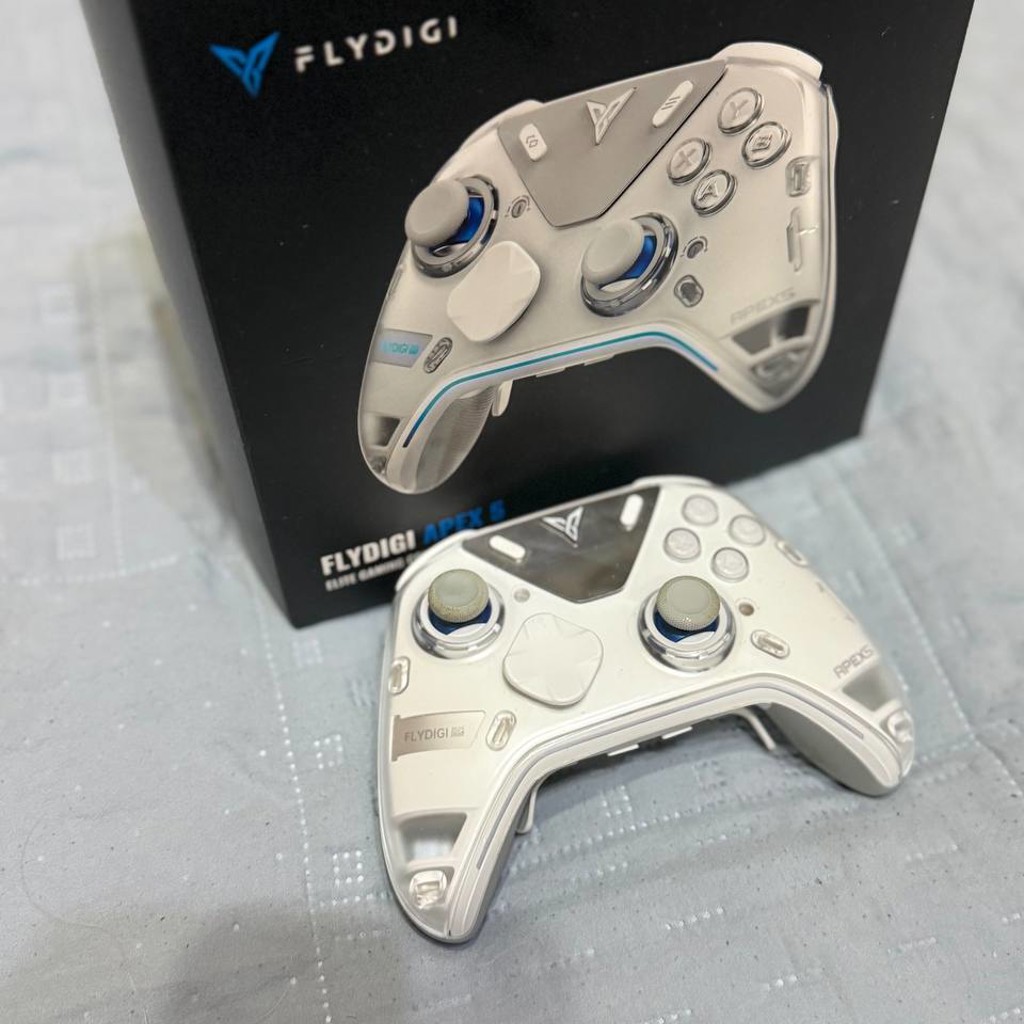 Flydigi Apex 5