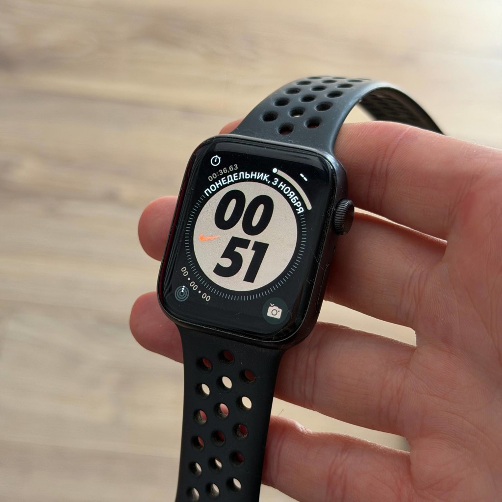 Apple Watch Nike SE 44 мм