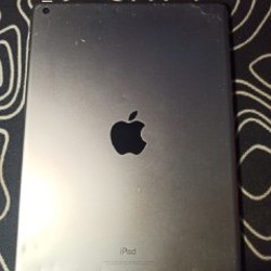 Планшет Apple iPad 6 - фото 2