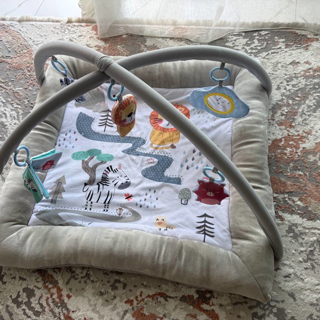 Игровой коврик с подвесами