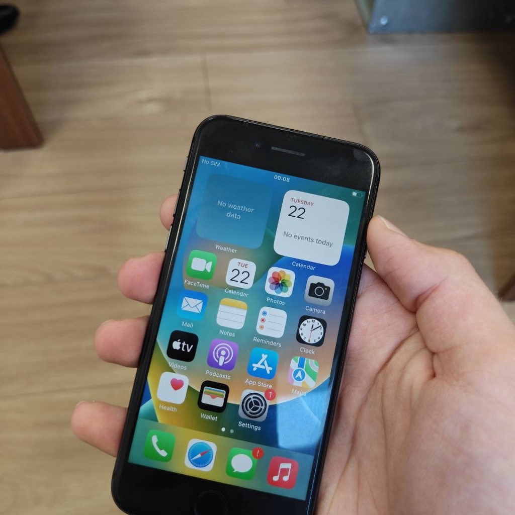 IPHONE 8 BLACK